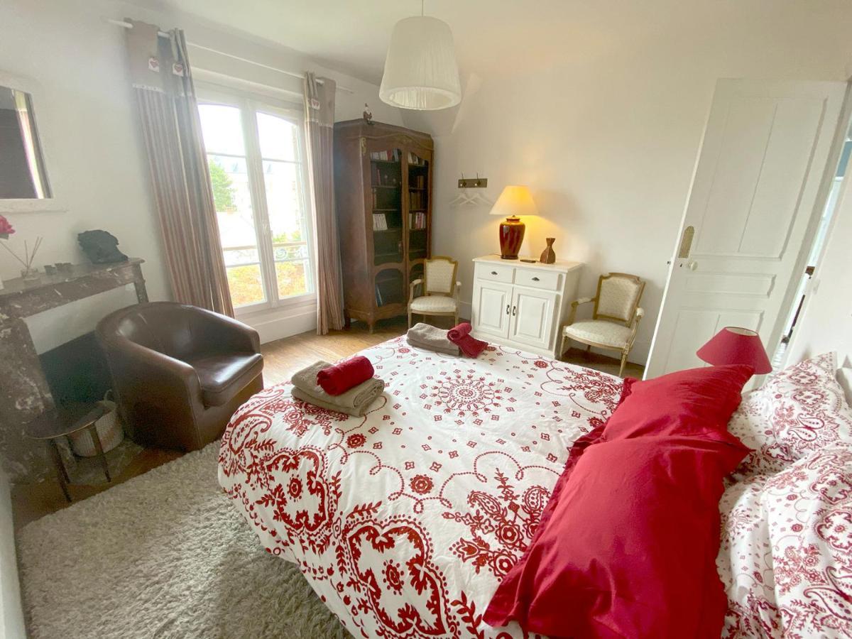 Les Chambres De Louis Le Chesnay  Exterior foto